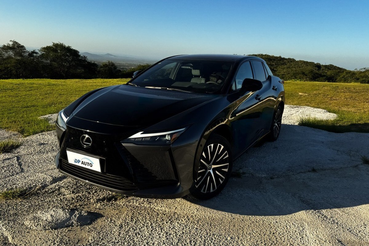 RZ 500e é o primeiro veículo 100% elétrico da Lexus comercializado no Brasil/Pedro Ivo Bernardes/DP