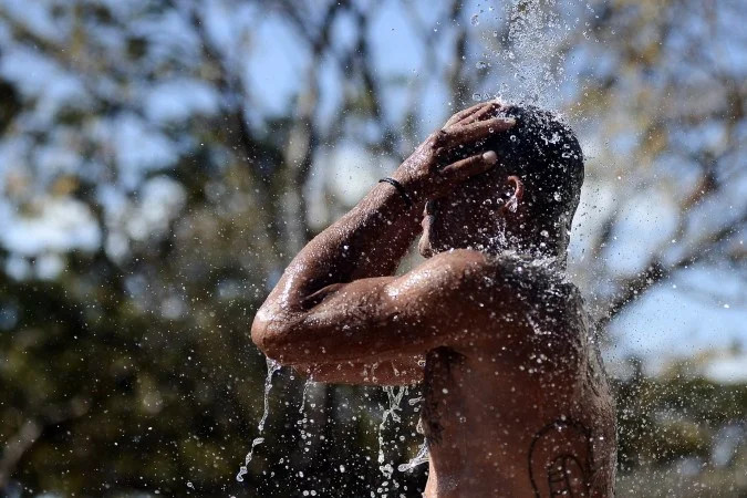 Altas temperaturas na capital do país começarão a subir a partir de segunda-feira e têm tudo para atingir o ápice na virada de setembro para outubro/Reprodução/Instagram/@inmet.oficial
