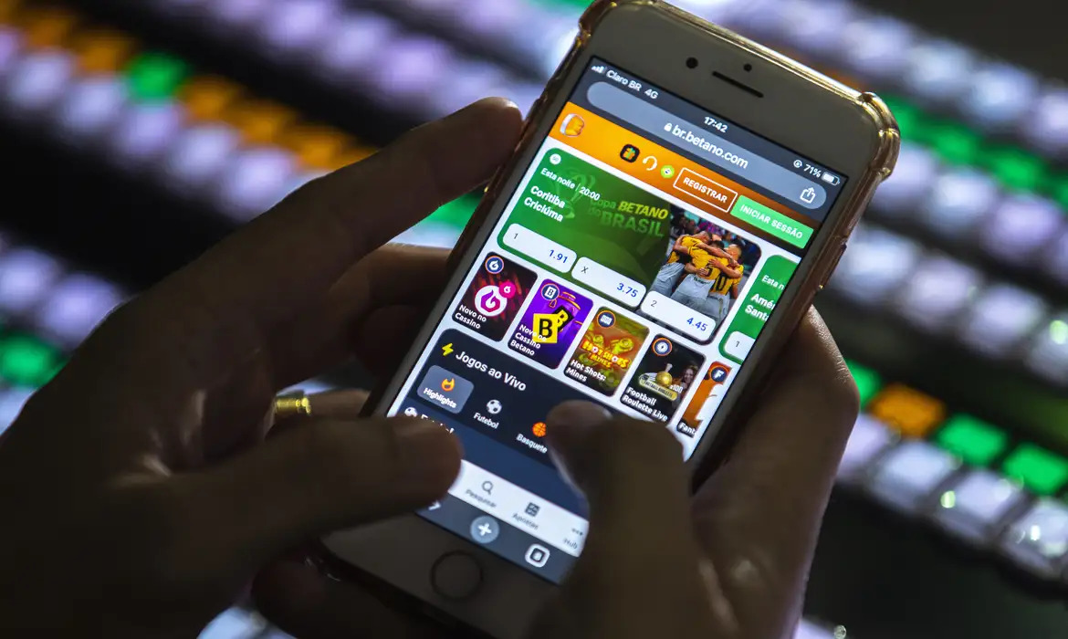 Apostas esportivas online, também conhecidas como 