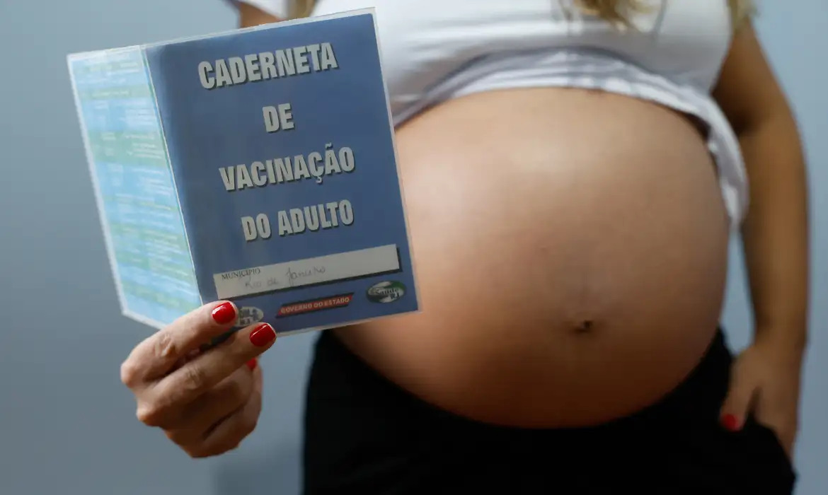 Gestantes contam com calendário e esquema específico de vacinação/FERNANDO FRAZÃO/AGÊNCIA BRASIL