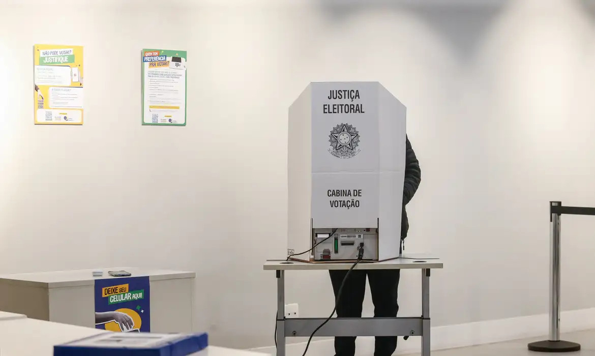 Urna eletrônica/© PAULO PINTO/AGÊNCIA BRASIL