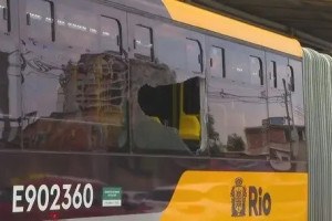 Ap&oacute;s &ocirc;nibus ser atingido, esta&ccedil;&atilde;o Asa Branca foi interditada