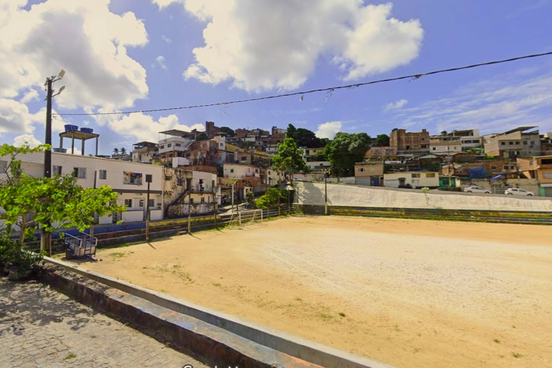 O primeiro caso de adolescente baleado noticiado pelo Diario em 2026 ocorreu em janeiro no Campo da União, no Bairro da Macaxeira, Zona Norte do Recife/Foto: Reprodução/ Google Street View