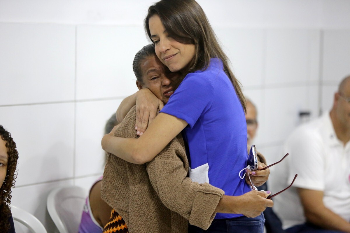 Raquel Lyra cumpre os últimos compromissos de campanha ante do 1º turno (Maurício Ferry/DP Foto)