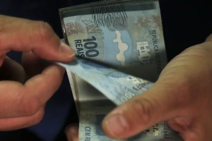 O Novo Desenrola Brasil &eacute; parte de um pacote do governo para lidar com a piora no endividamento das fam&iacute;lias o Pa&iacute;s