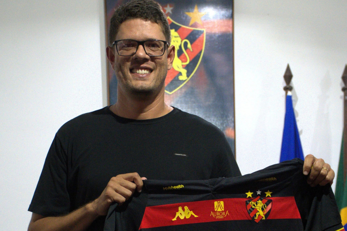 Carrasco do Sport no Brasileiro, Hoffman T&uacute;lio assume comando da equipe feminina rubro-negra -  Geraldo Rodrigues/SCR