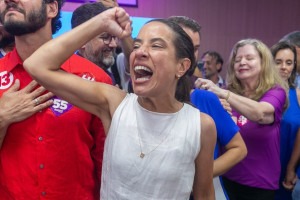 Raquel Lyra (PSD) comemora elei&ccedil;&atilde;o no primeiro turno 