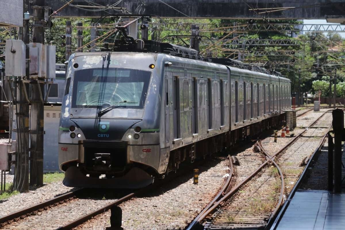 A Linha Sul do Metrô do Recife funcionará das 5h às 22h/Foto: Maurício Ferry/DP Foto