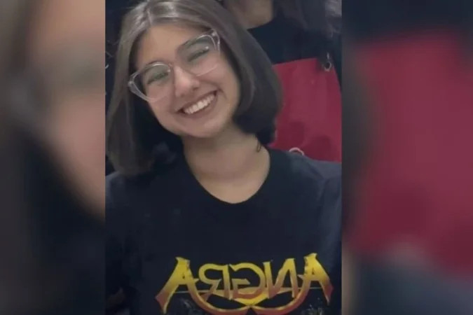 Cofundador do Angra critica deputada após foto com camiseta da banda /Reprodução/Redes sociais