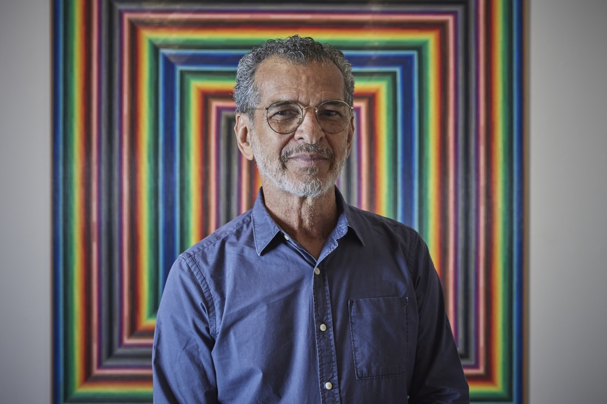 José Patrício extrai elementos do cotidiano e da matemática em seu trabalho/Foto: Rafael Salim
