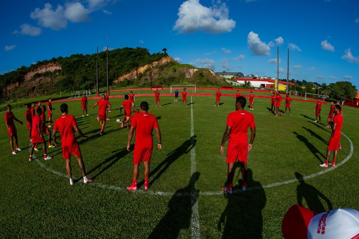 Elenco do Náutico em treinamento no CT Wilson Campos/Rafael Vieira/CNC