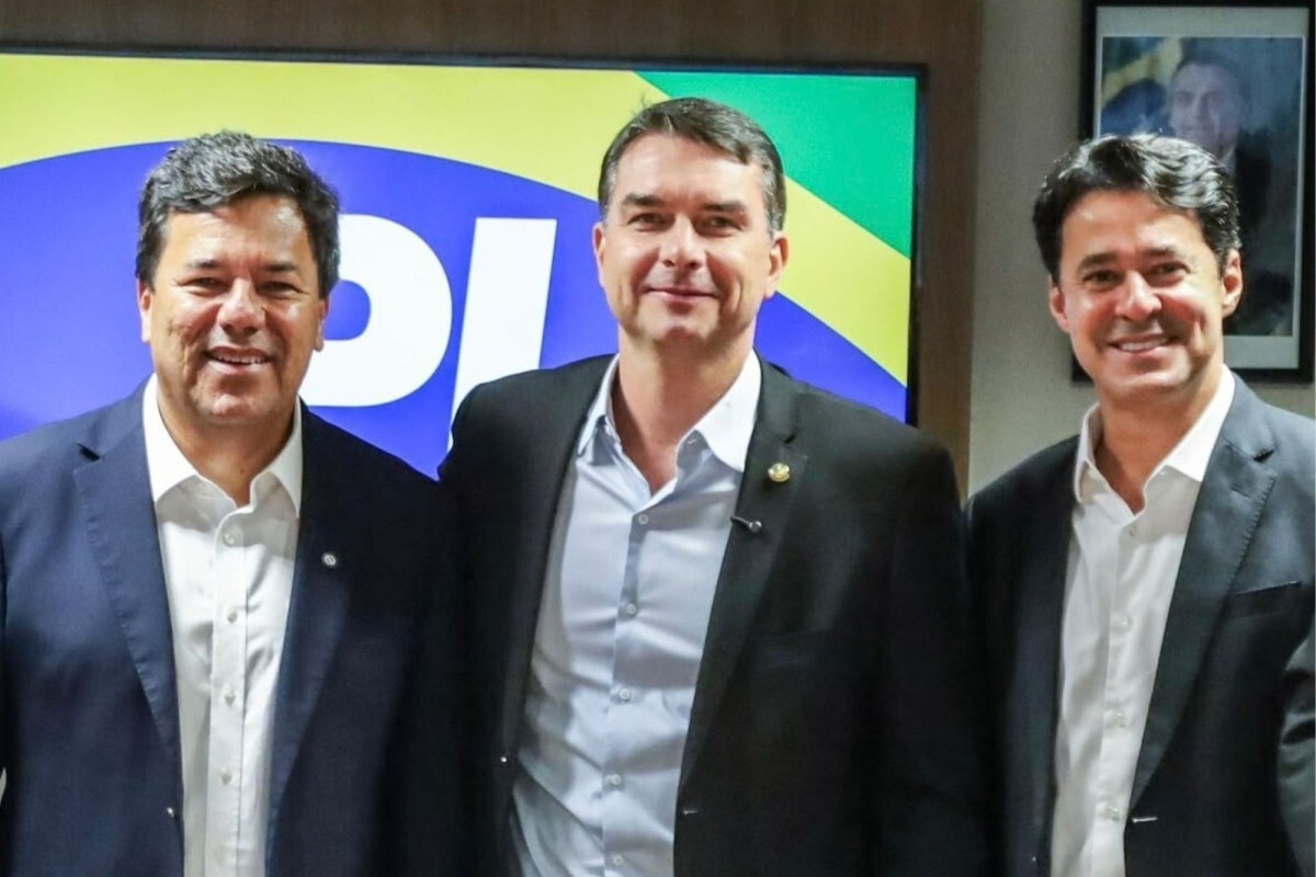 Mendonça Filho, Flávio Bolsonaro e Anderson Ferreira/Foto: PL/Divulgação