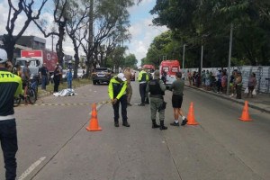 O motociclista n&atilde;o resistiu aos ferimentos e morreu no local