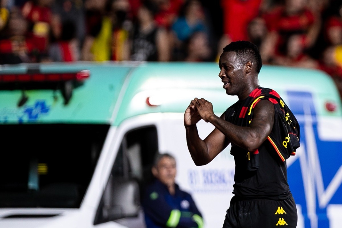 Patrick de Paula ganha espa&ccedil;o no Sport e troca desconfian&ccedil;a por elogios na S&eacute;rie B - Rafael Vieira/DP Foto