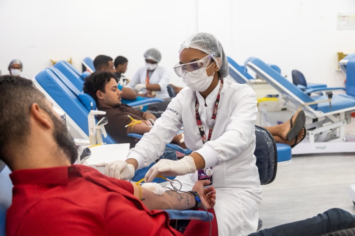 Hospital da Restaura&ccedil;&atilde;o convida doadores de sangue para refor&ccedil;ar estoques da unidade - Karol Rodrigues/ DP Foto
