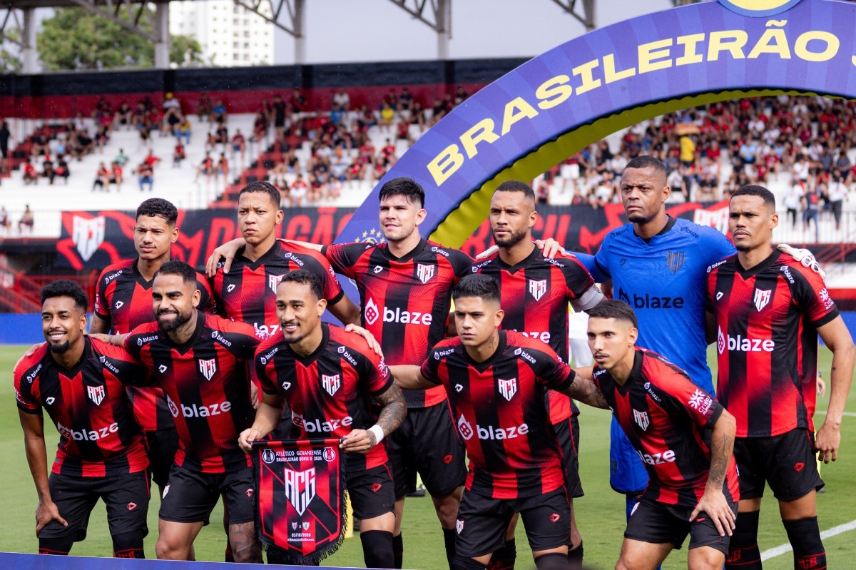 Equipe do Atlético-GO em partida da Série B/Raphael Teixeira / Atlético Goianiense
