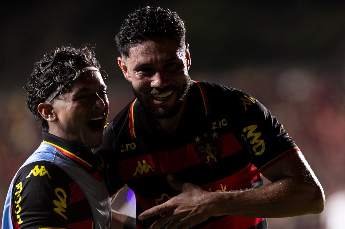 Kervin Andrade e Neto Pessoa, atacantes do Sport/Rafael Vieira/DP Foto