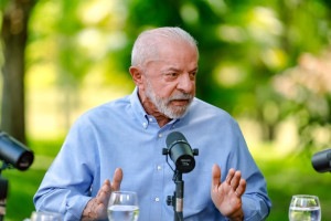 Presidente da Rep&uacute;blica, Luiz In&aacute;cio Lula da Silva, durante conversa com podcasts, no Pal&aacute;cio da Alvorada, Bras&iacute;lia - DF