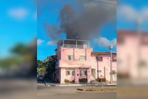 Inc&ecirc;ndio atinge doceria em Piedade, no Grande Recife
