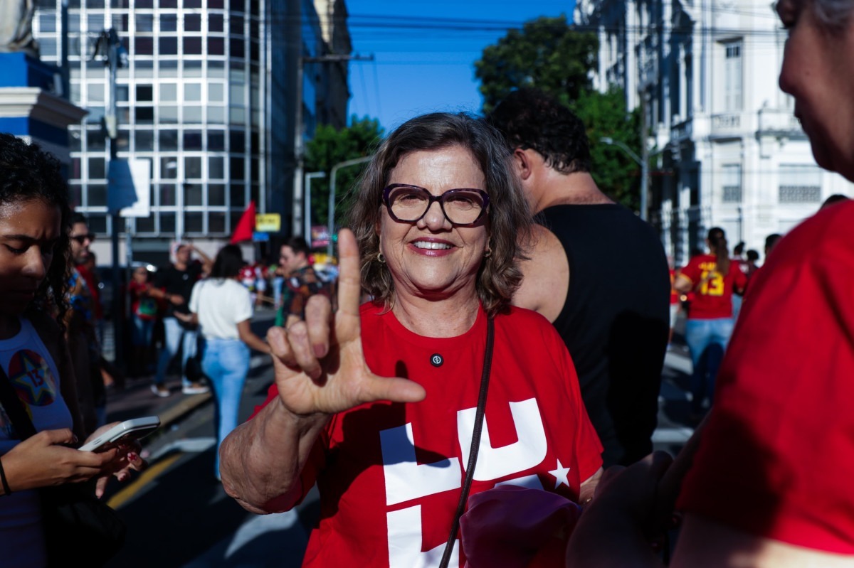 Senadora Tereza Leitão (PT) esteve no ato (Weslly Gomes/DP Foto)