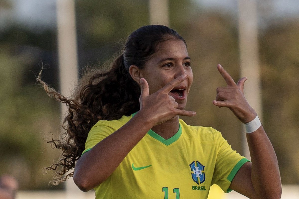 Giovanna Waksman em campo pela Seleção Sub-17/Fabio Souza / CBF