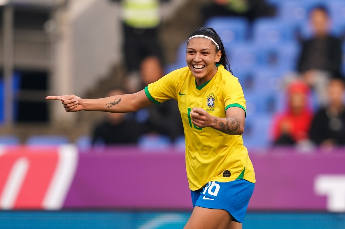 Bia Zaneratto, atacante da Seleção Brasileira /Reprodução/CBF