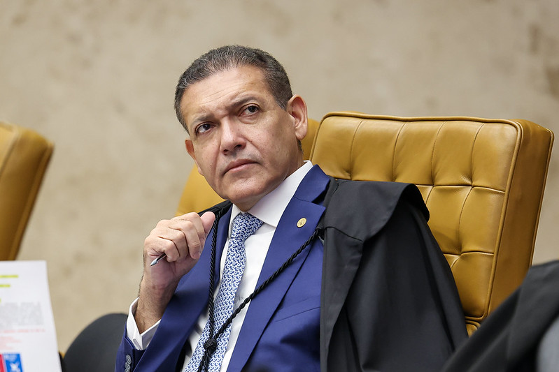 Nunes Marques recebe campanhas de Lula e Fl&aacute;vio ap&oacute;s disputa no TSE por canal de WhatsApp - Victor Piemonte/STF