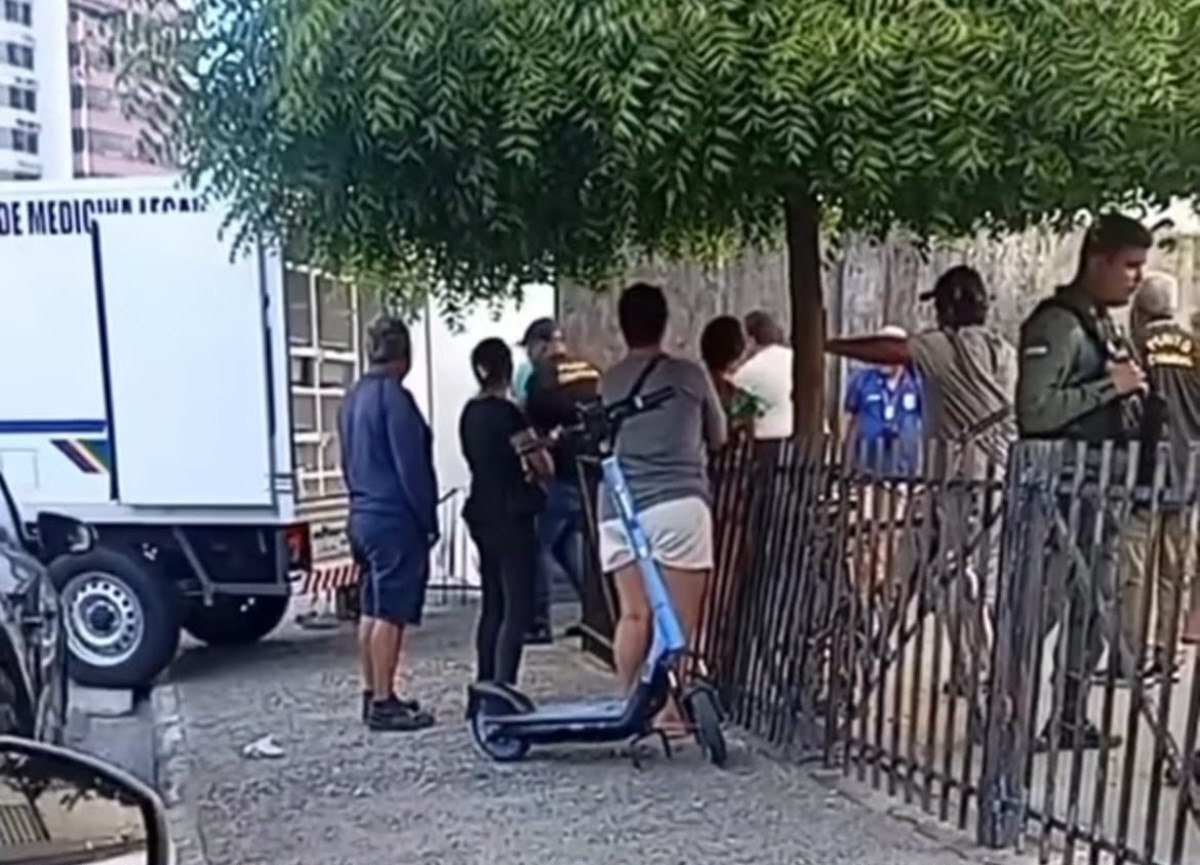 Homem de 50 anos morre ap&oacute;s cair de pr&eacute;dio ao tentar ajustar toldo em Piedade - Foto: Reprdu&ccedil;&atilde;o/Instagram