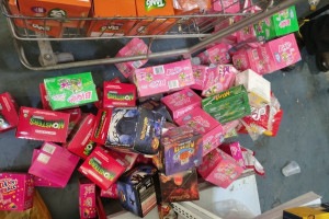 Produtos vencidos foram descartados.