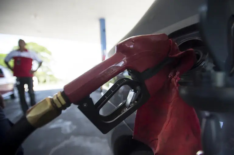 o Brasil mantém uma expressiva dependência externa para abastecer o mercado doméstico de diesel rodoviário/MARCELO CAMARGO/AGÊNCIA BRASIL