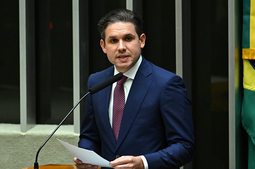 Motta anunciou nesta sexta (16) que a Casa adotará imediatamente o regime 5x2 para os funcionários terceirizados/Jefferson Rudy/Agência Senado  Fonte: Agência Senado