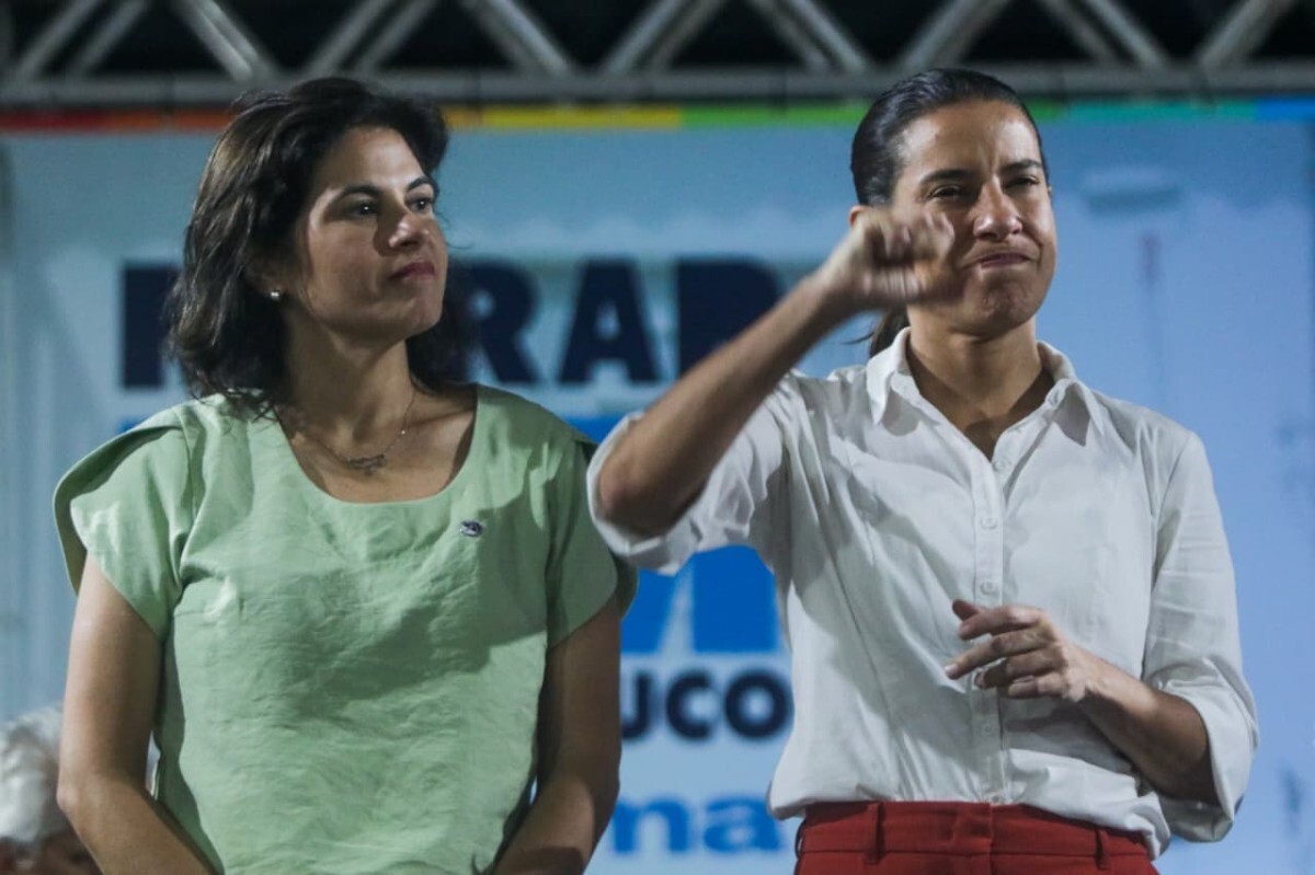 Priscila Krause e Raquel Lyra em agenda na Imbiribeira, no Recife/Foto: Weslly Gomes/DP Foto