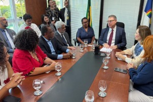 Palamentares se reuniram com o novo presidente do TRE-PE, o desembargador Erik Sim&otilde;es