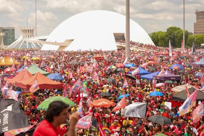 Caminhada rumo ao Congresso foi a segunda grande mobilização de estudantes realizada na Esplanada em menos de uma semana 
/Foto: Fabio Rodrigues-Pozzebom/Agência Brasil
