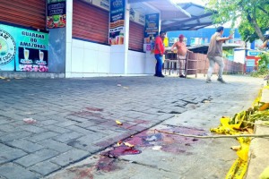 Crime ocorreu na cal&ccedil;ada da feira na Rua Padre Lemos, ao lado do Mercado.