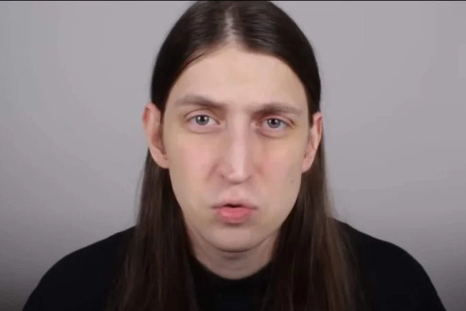 Felca volta &agrave;s redes sociais com v&iacute;deo sobre sa&uacute;de mental - Reprodu&ccedil;&atilde;o/YouTube