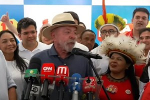 Fim da escala 6x1 foi associado a uma PEC que o governo Lula enviar&aacute; ao Congresso nesta quarta-feira (21/10), com o objetivo de garantir transporte p&uacute;blico gratuito aos s&aacute;bados e domingos
