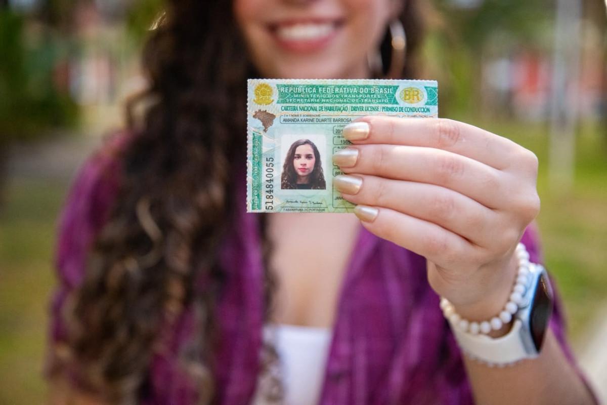 Parceria entre Correios e Detran-PE viabiliza envio da CNH f&iacute;sica para a casa dos condutores - Karol Rodrigues/DP Foto