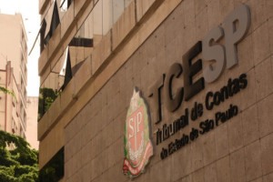 Para a conselheira, o limite de risco aprovado pelo S&atilde;o Roque Prev tamb&eacute;m se aplicava &agrave; compra direta desses t&iacute;tulos