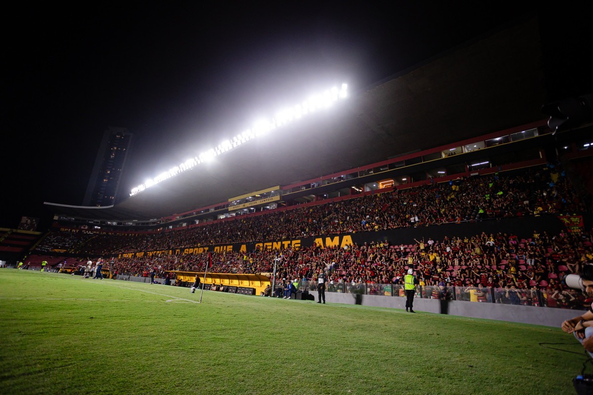 Sport ultrapassa 10 mil ingressos vendidos para duelo contra o Crici&uacute;ma na Ilha do Retiro - Paulo Paiva/SCR