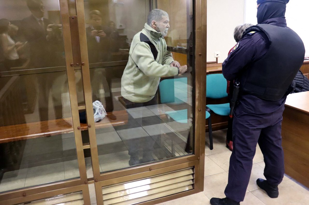  Stephen Hubbard, americano capturado pelas forças russas em 2024/Handout/Moscow City Court press service/AFP