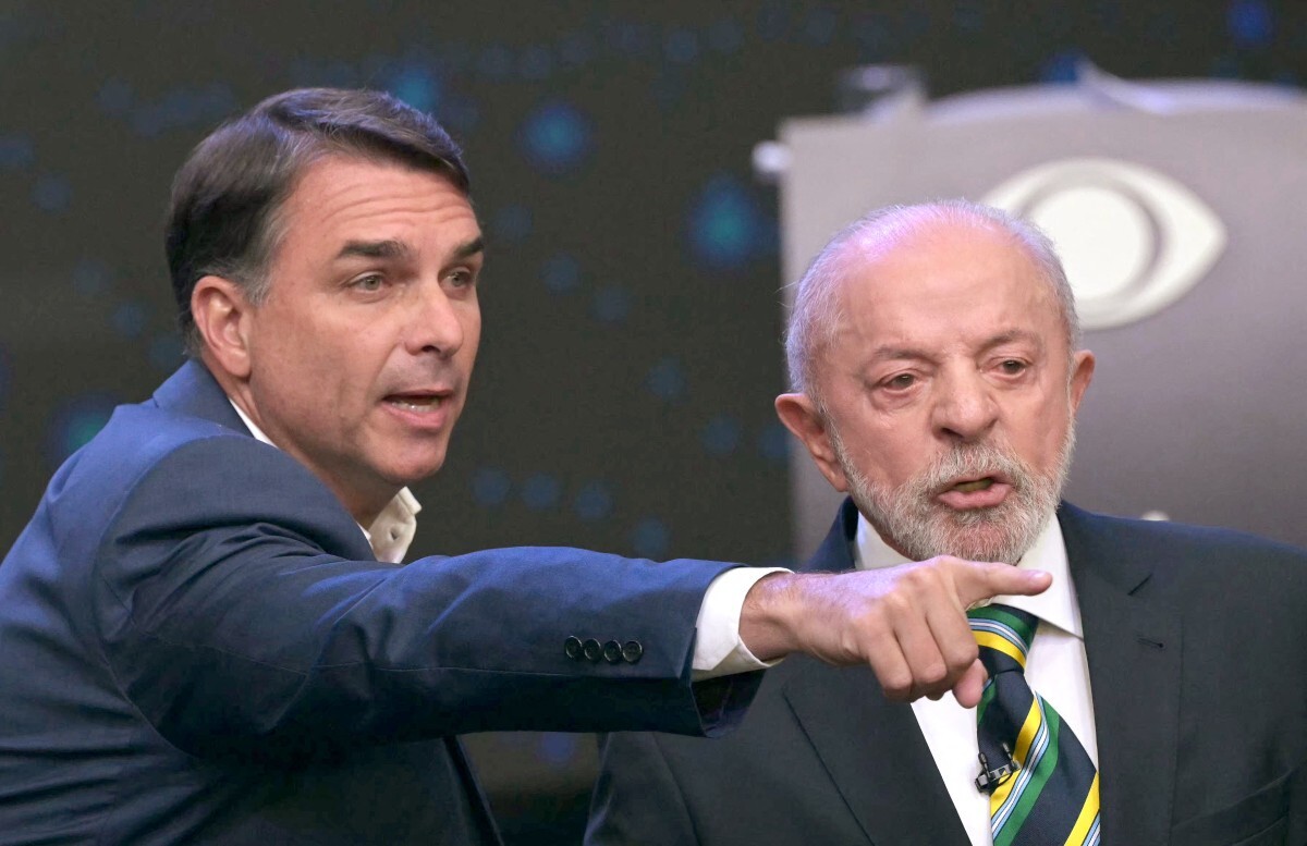 Primeiro debate entre os presidenciáveis Flávio Bolsonaro (PL) e Lula (PT) na Band/NELSON ALMEIDA / AFP