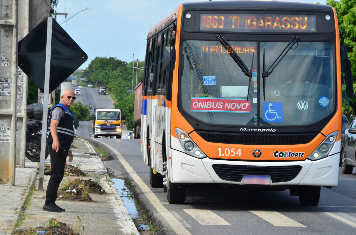 Elei&ccedil;&otilde;es 2026: Grande Recife ter&aacute; 872 viagens de &ocirc;nibus a mais no 2&ordm; turno - Foto: Acervo DP/Paulo Maciel