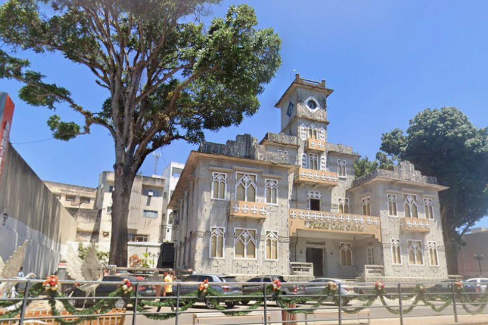 Prefeitura de Garanhuns, no Agreste de Pernambuco/Reprodução/Street View