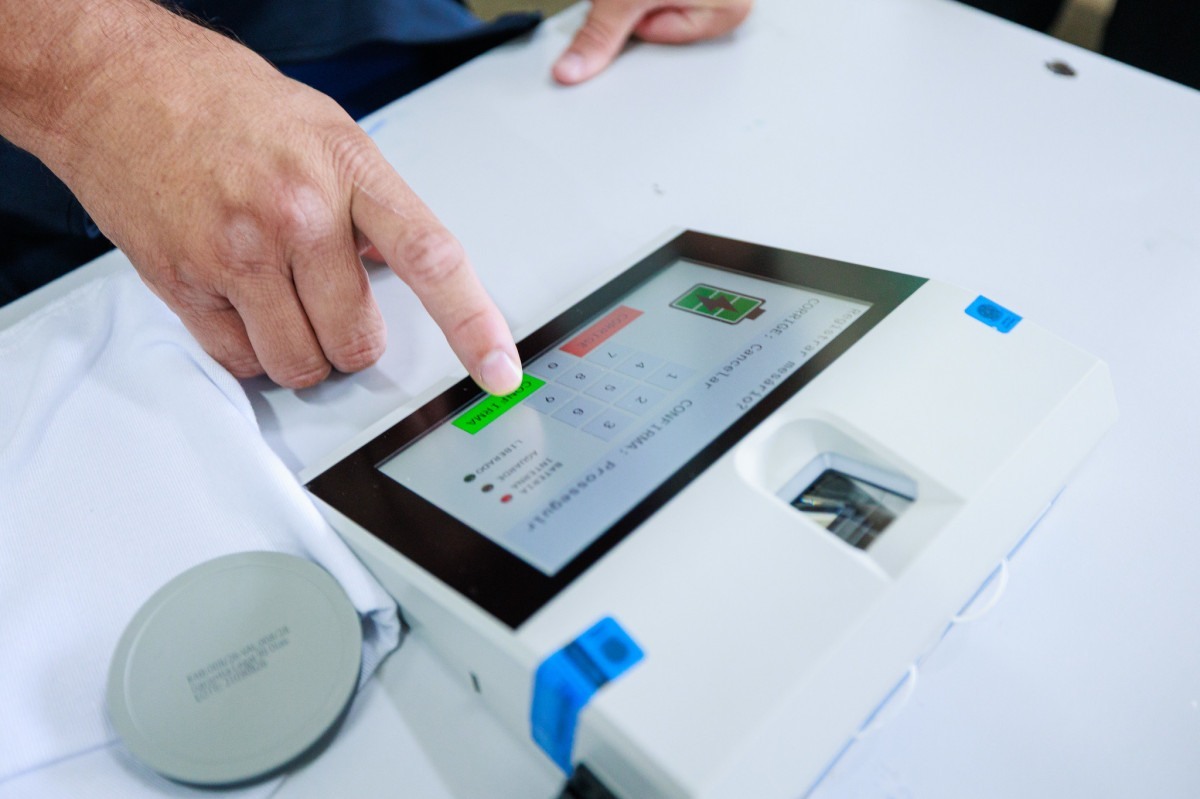 Segundo turno come&ccedil;a no exterior; brasileiros na Nova Zel&acirc;ndia s&atilde;o os primeiros a votar - Foto: Leobark Rodrigues/Secom/TSE