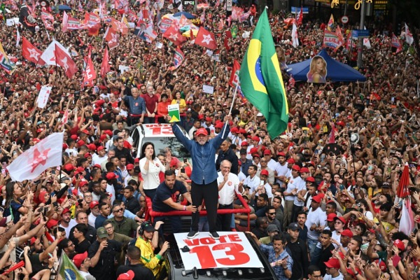 Aos 80 anos, Lula conquistou o direito de permanecer no comando do pa&iacute;s at&eacute; 31 de dezembro de 2030