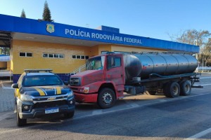 Ve&iacute;culo teria sido furtado em setembro de 2025, no Recife