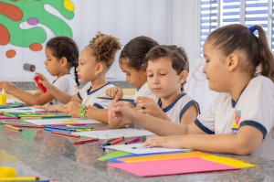 O procedimento pode ser realizado on-line ou presencial em uma das escolas da Rede Municipal