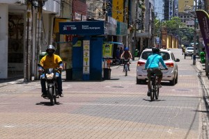 Rua da Imperatriz segue sem circula&ccedil;&atilde;o de ve&iacute;culos autorizada pela CTTU