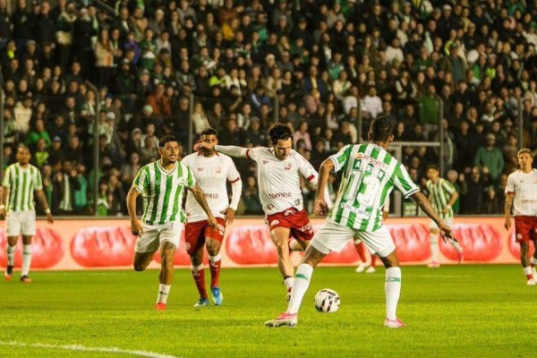 Partida entre Juventude x N&aacute;utico na S&eacute;rie B